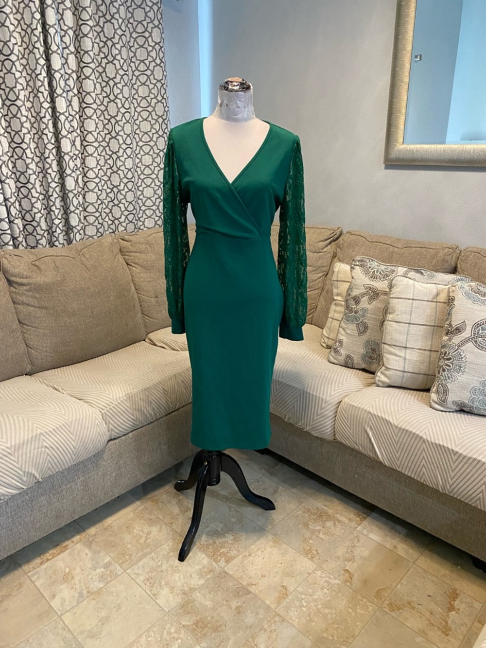 New Women XL elegant dark green midi dress, V-neck wrap bodice, lace Sleeve